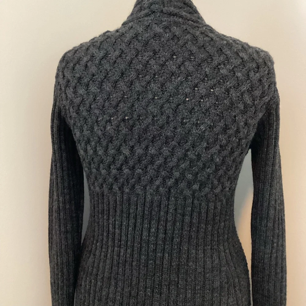 MADE IN IRELAND Inis Crafts One Button Wool Sweater Cardigan Jacket Black Large - Picture 5 of 6